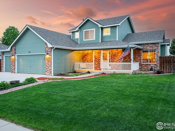 2nd image of 927 Wisteria Dr