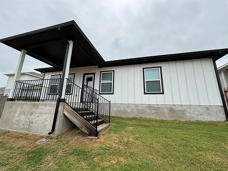 11616 Comano Dr — Photo 18