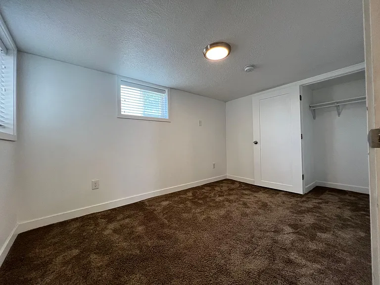108 E Center St #B2 — Photo 10