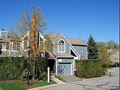 1st image of 241 Cambridge Dr