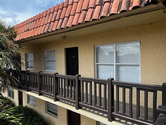 2nd image of 1335 S Dixie Hwy APT 420