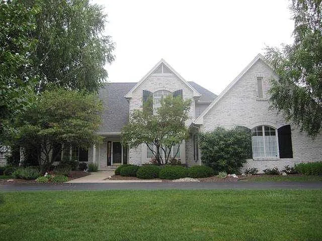 4704 Swathmore Pl photo 1