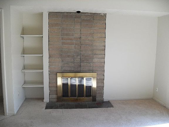 2nd image of 5050 Hibbs Dr APT C