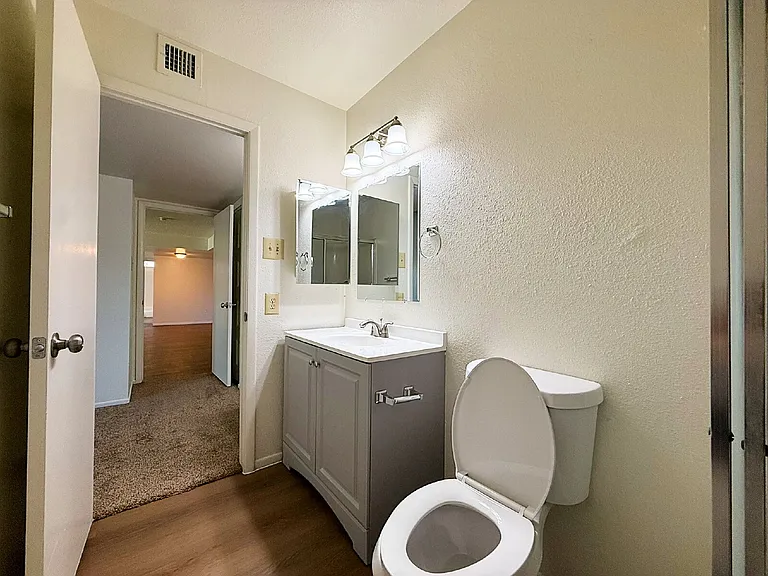 5208 W Calavar Rd — Photo 19
