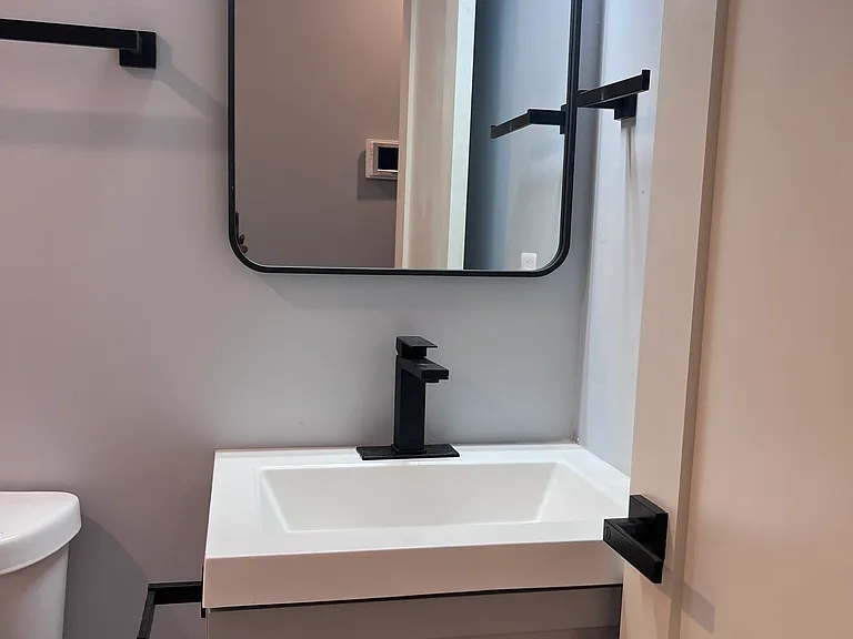 712 Girard St NW #2 — Photo 7