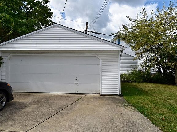 3rd image of 1630 Westwood Ave