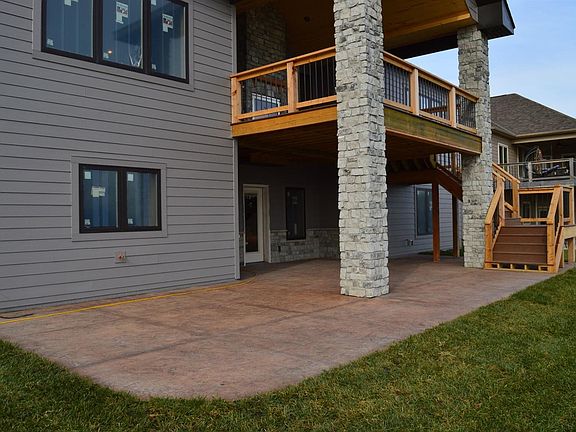 5th image of 8874 Himark Ln