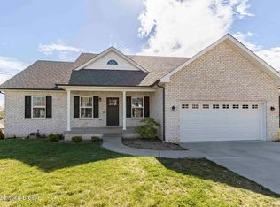 476 Deep Creek Dr, Shepherdsville, KY 40165