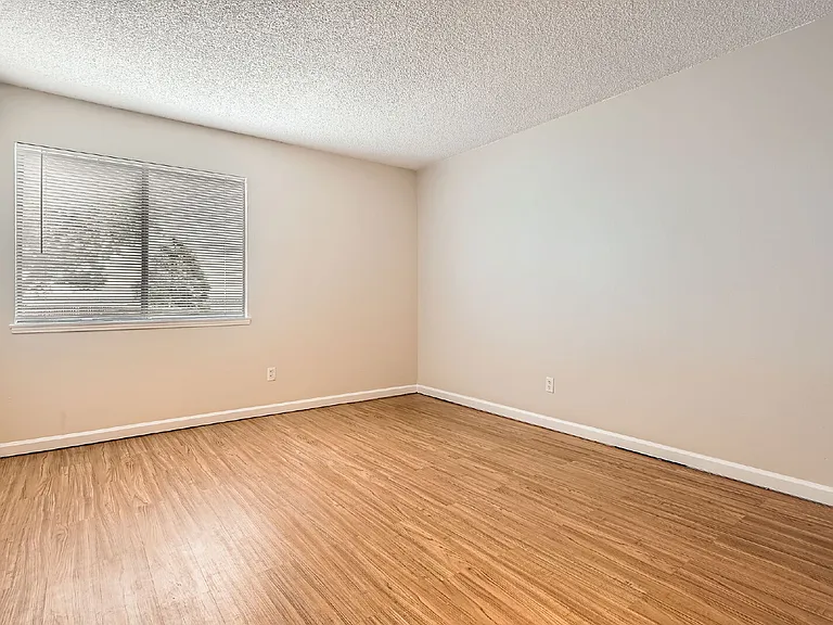 18043 E Ohio Ave #103 — Photo 14