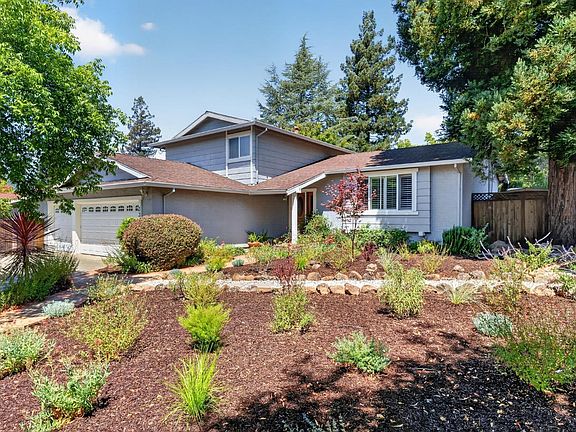 3rd image of 3358 Linda Mesa Way