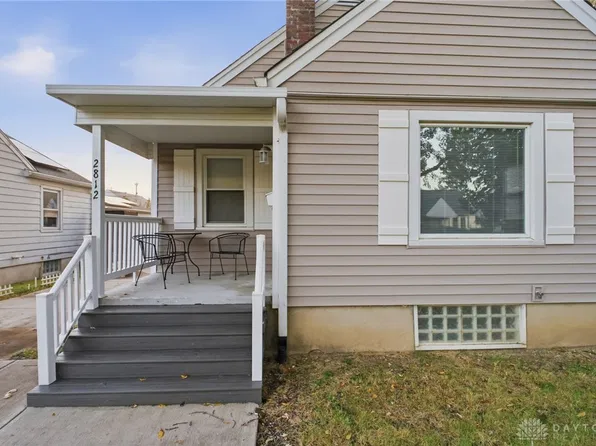 2812 White Oak Dr, Dayton, OH 45420