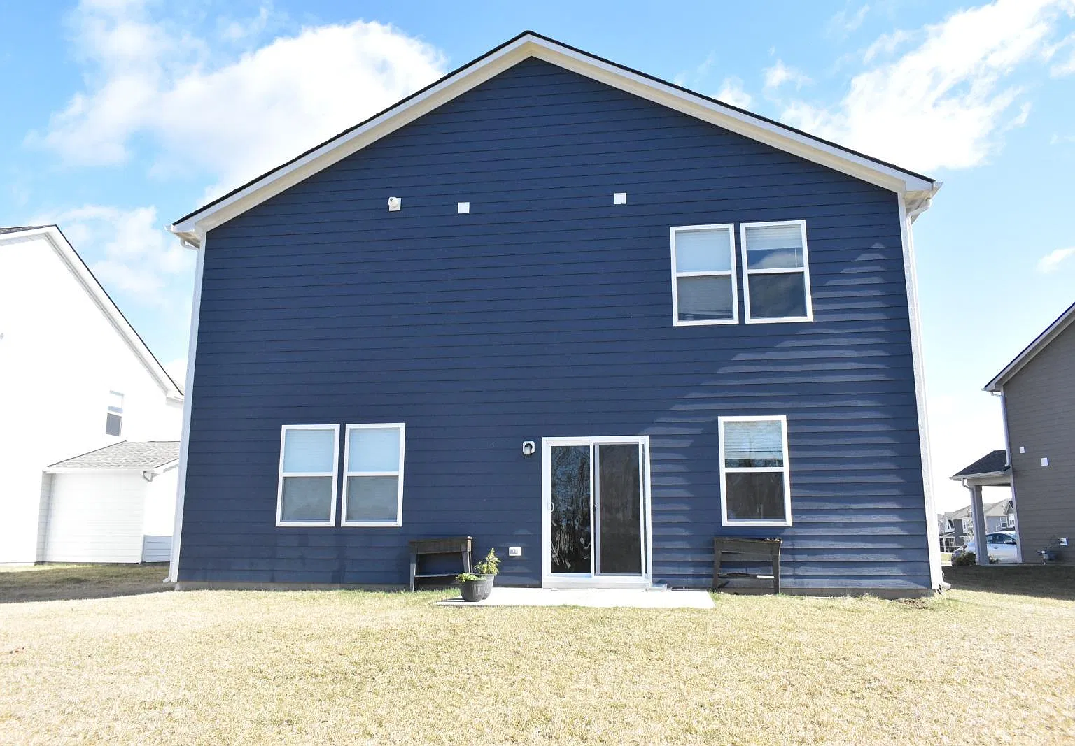 2041 Goodwin Pl — Photo 3