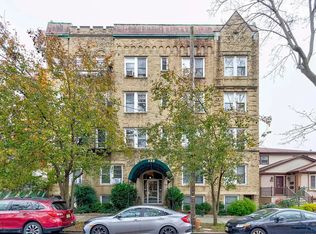 122 W 39th St #5D, Bayonne, NJ 07002