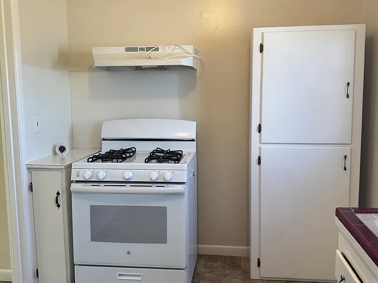 335 N Lincoln Ave #4 — Photo 4