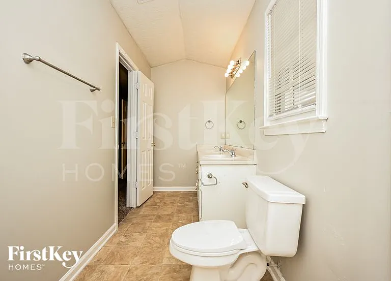 1411 Windy Hill Ct SE — Photo 9