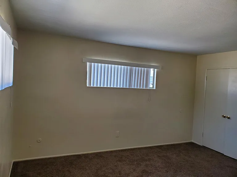 3213 W Cabot Dr #4 — Photo 14
