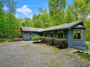 98 Cliff Ln, Bluemont, VA 20135