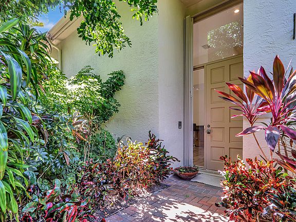 5th image of 13779 Parc Drive