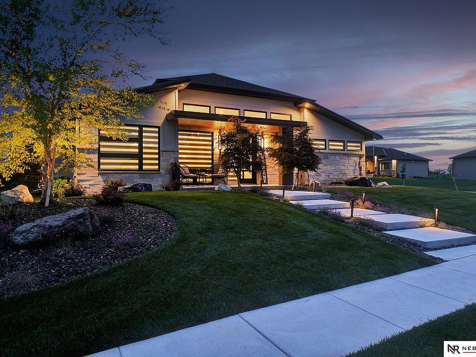 1st image of 9619 Toma Rd