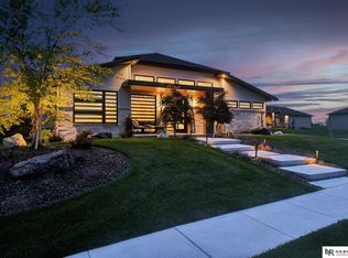 9619 Toma Rd, Lincoln, NE 68526