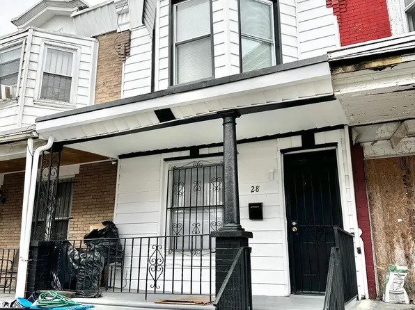 28 N Peach St, Philadelphia, PA 19139