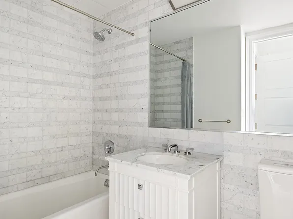 30 Park Place image 7 of 11