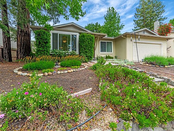 3rd image of 5311 Spain Avenue