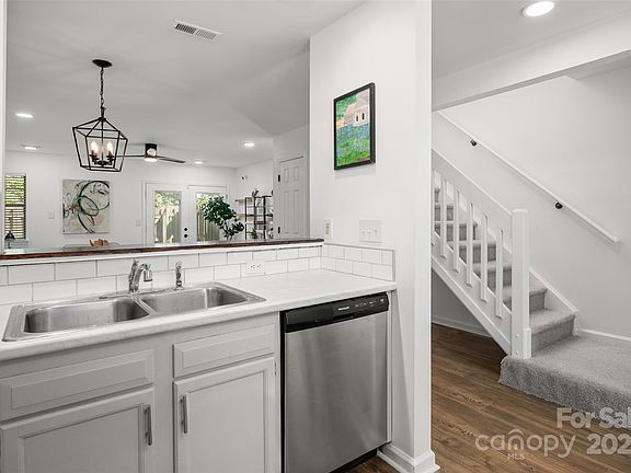 4th image of 3638 Huyton Ct
