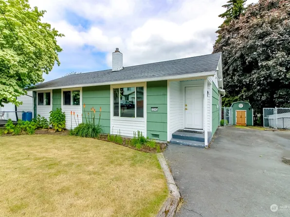 3242 S 187th Street, SeaTac, WA 98188