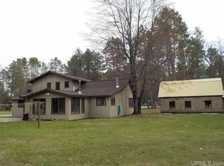 107 Sheridan Dr, Crystal Falls, MI 49920