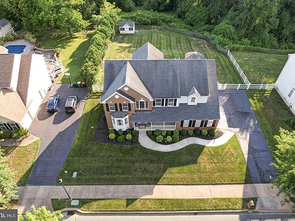 4th image of 78 Willow Grove Mill Dr