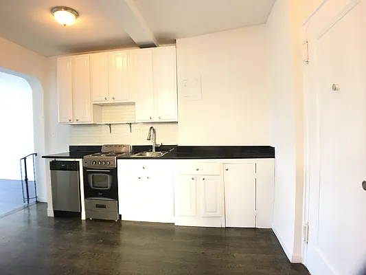 Rented by Bohemia Realty Group | media 3