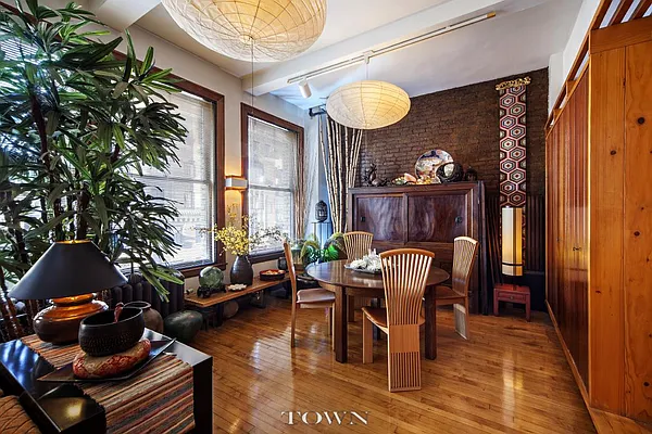 Sold by Town Residential | media 36