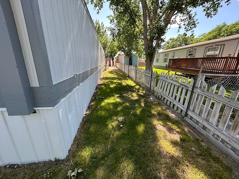 124 Opal Dr — Photo 6