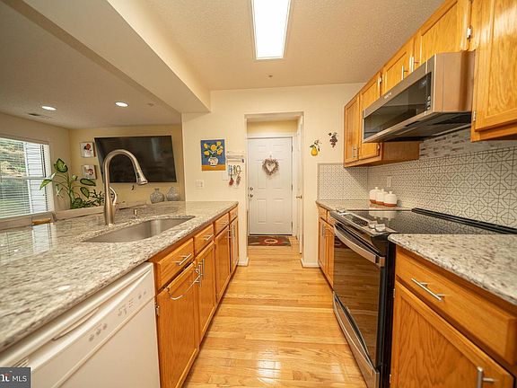3rd image of 2701 Snowbird Ter APT 7