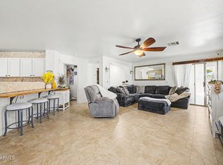 2370 E PEACH TREE Drive, Chandler, AZ 85249