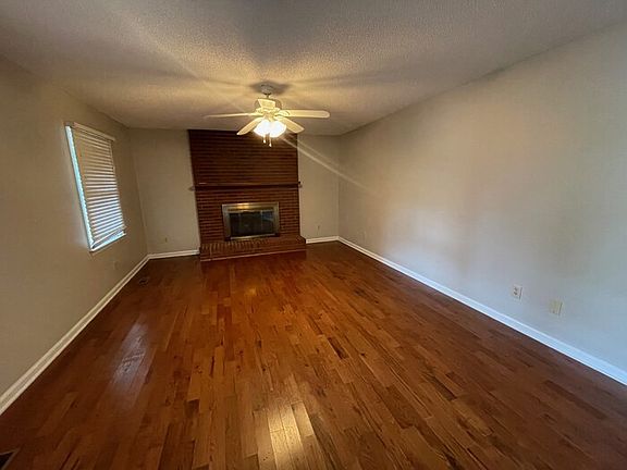 5th image of 207 Northwestern Dr
