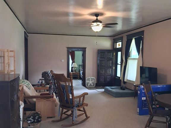 3rd image of 501 S 3rd St