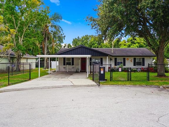 2nd image of 156 MANSEAU DRIVE