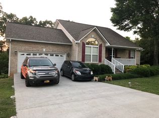 720 Topside Dr, Madisonville, TN 37354