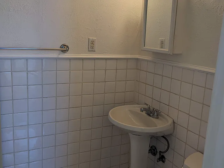 1119 N 4th St #C — Photo 5