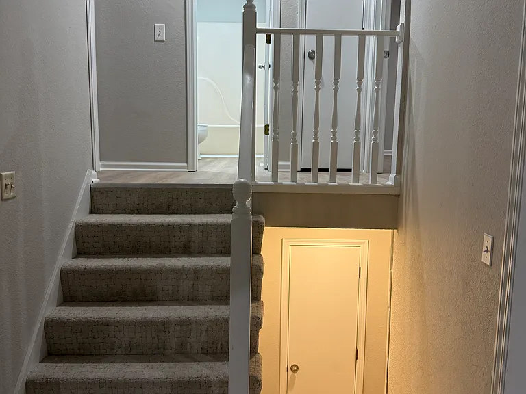 835 E Pinewood St — Photo 8
