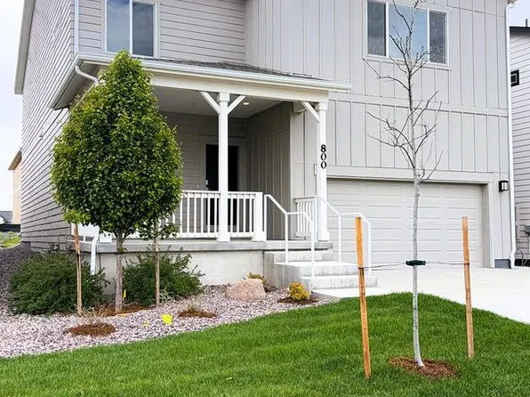 800 Galloway Dr, Johnstown, CO 80534