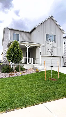 800 Galloway Dr Photo 1