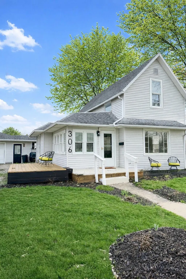 306 W Front St photo 1