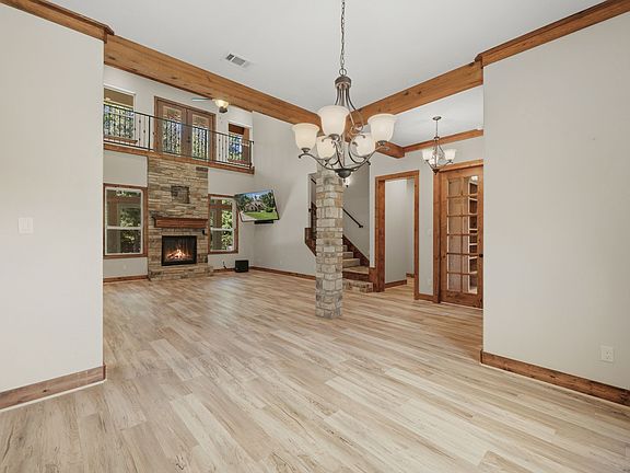 4th image of 1822 Stonehaven Ct