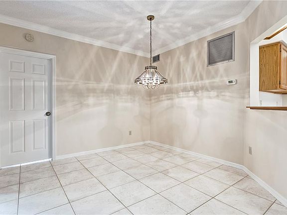 3rd image of 2909 Lake Pineloch Blvd #16-13