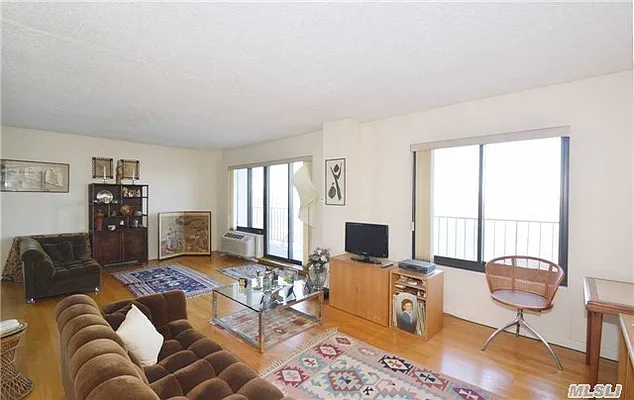 Sold by Laffey Real Estate | media 5