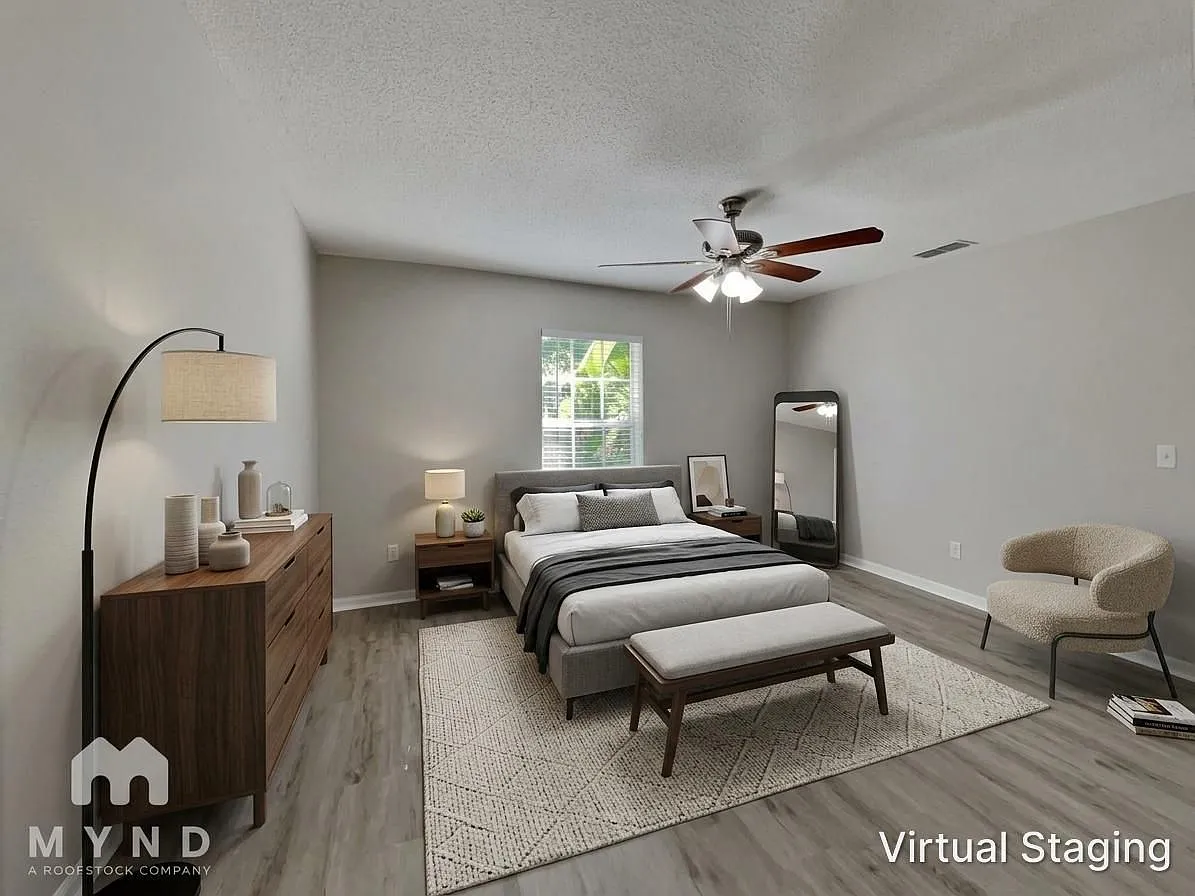 3 bed, 2.0 bath, 1308 sqft, $1,899 — Photo 4