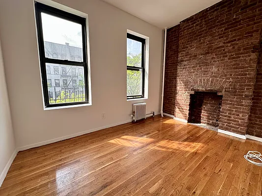 Rented by J PRESTON AND ASSOCIATES INC | media 16